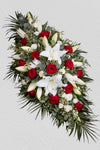 Jerba funerara cu crini albi si trandafiri rosii